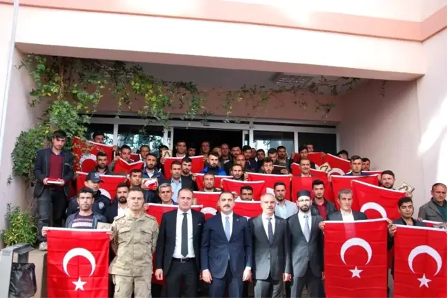 Siirt'te 50 güvenlik korucusu yemin ederek göreve başladı