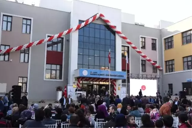 Binali Yıldırım: İzmir'de hedef, tekli eğitimi yüzde 100'e çıkarmak