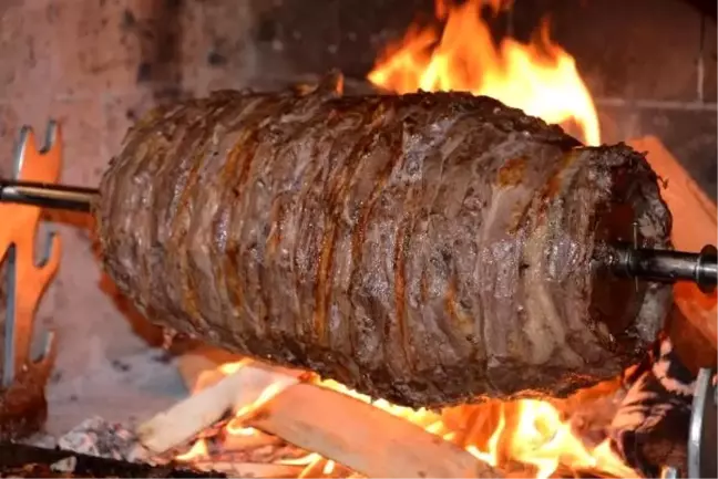'Cağ kebabı kimin?' tartışması Erzurumluları kızdırdı