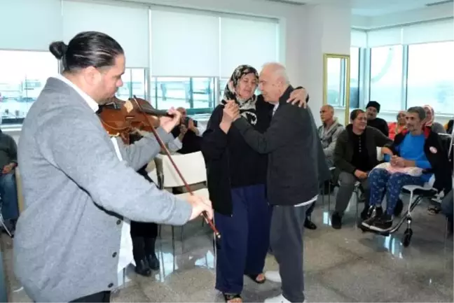 Palyatif hasta ve yakınlarına müzik ziyafeti