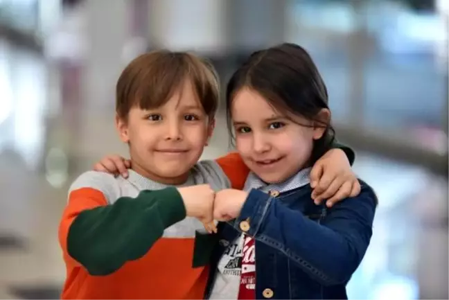 İkiz satranççıların başarısı