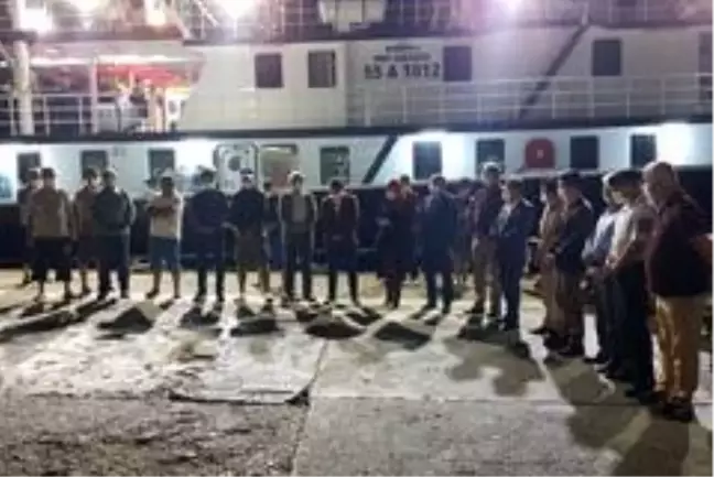 Yakakentli balıkçılar