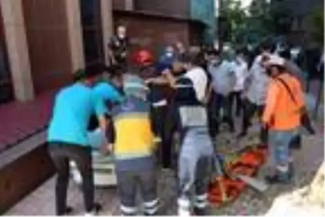 Otelin su deposunda yalıtım yapan 4 işçi zehirlendi