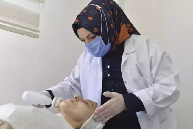 Son dakika gündem: 45 yaşında üniversite okuyup, güzellik eğitmeni oldu