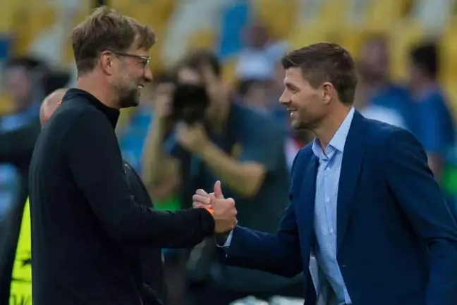 Liverpool'da Jürgen Klopp'un takımdan ayrılıp Steven Gerrard'ın teknik direktör olacağı iddia edildi