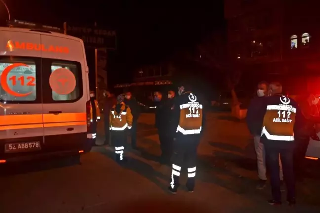 Ambulans ile ticari taksi çarpıştı: 1 yaralı