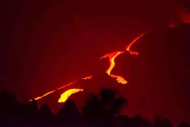 La Palma'daki yanardağ faaliyetlerinin yakın zamanda bitmesi beklenmiyor