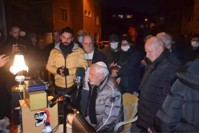 GELİBOLU'DA MUSEVİLER HANUKA BAYRAMI'NI MUM YAKARAK KUTLADI