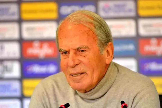 Mustafa Denizli: 