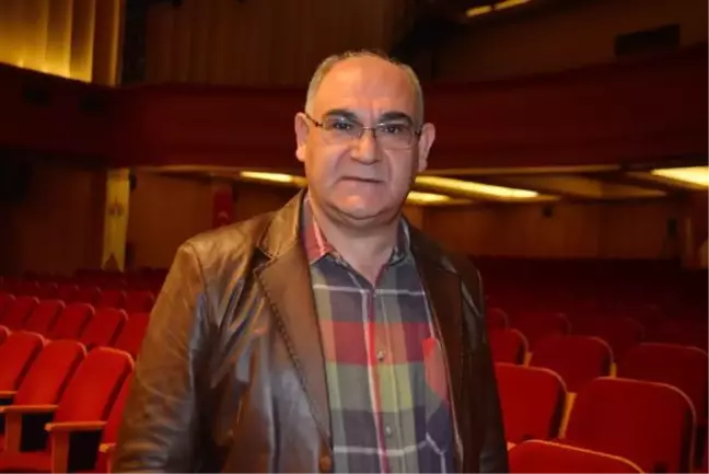 Pozantı Belediye Başkanı: İlçeye çevre illerden küpeli sokak köpekleri bırakıyorlar