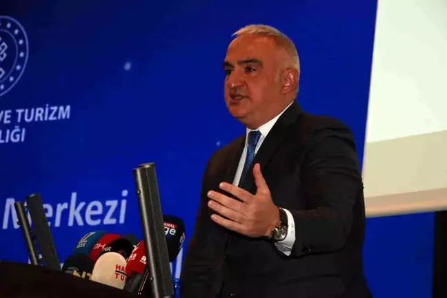 Bakan Ersoy'dan kapsamlı Çeşme Projesi toplantısı