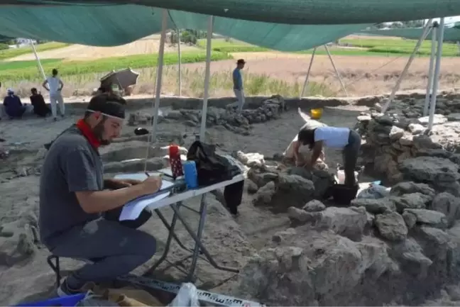 Aşıklı Höyük'teki Neolitik İnsanların Terk Etme Nedenleri Araştırılıyor