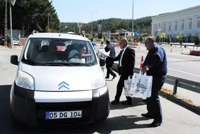 Ahilik Haftası'nda sürücülere ahilik leblebisi ikram edildi