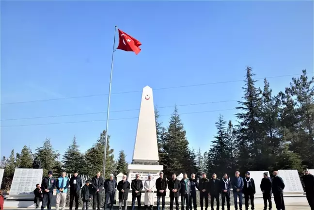 Malatya'da öğrenciler şehitliği ziyaret etti
