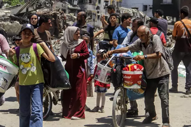 İsrail ordusu Gazze'deki mahallelerin sakinlerine evlerini boşaltma talimatı verdi