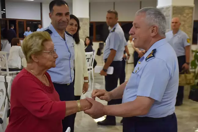 Hava Kuvvetleri Komutanı Kadıoğlu'ndan Şehit Ailelerine Yemek