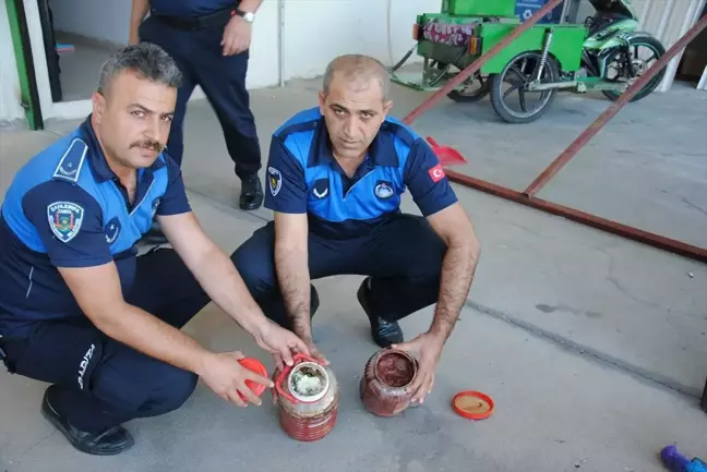 Şanlıurfa'da Zabıta Denetimleri: Tarihi Geçmiş Ürünler İmha Edildi