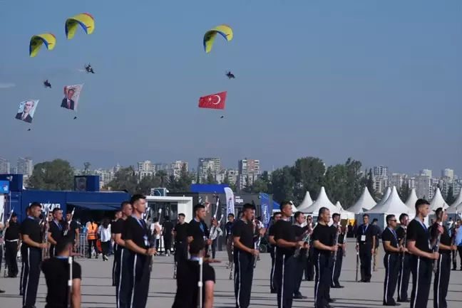 TEKNOFEST Adana'da üçüncü gün etkinliklerle sürüyor