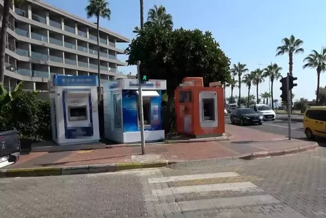 Alanya'da ATM'lere Saldıran Kişi Gözaltına Alındı