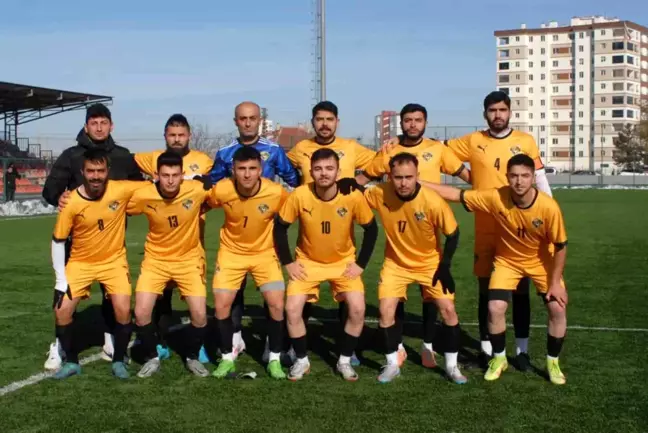 Kocasinan Şimşekspor, Argıncıkspor'u 3-0 Mağlup Etti