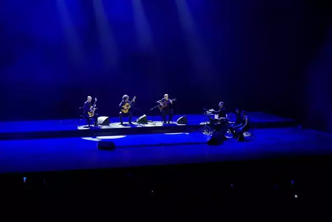 Barcelona Guitar Trio & Dance Topluluğu, Paco de Lucia'ya Saygı Konseriyle Buluştu