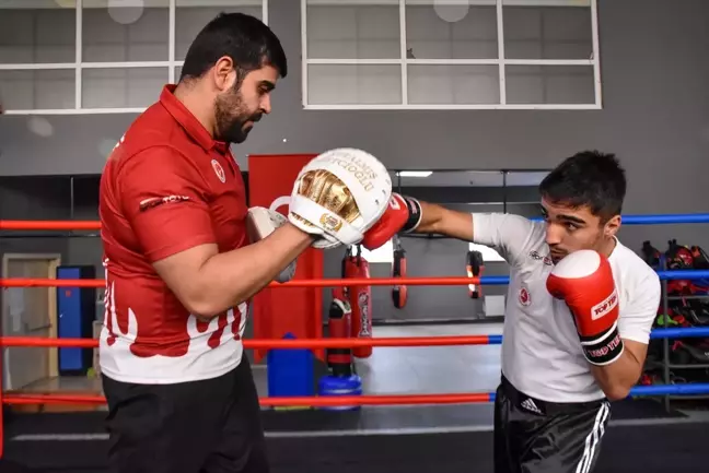 Bedirhan Ersayar, Avrupa Kick Boks Şampiyonu Oldu