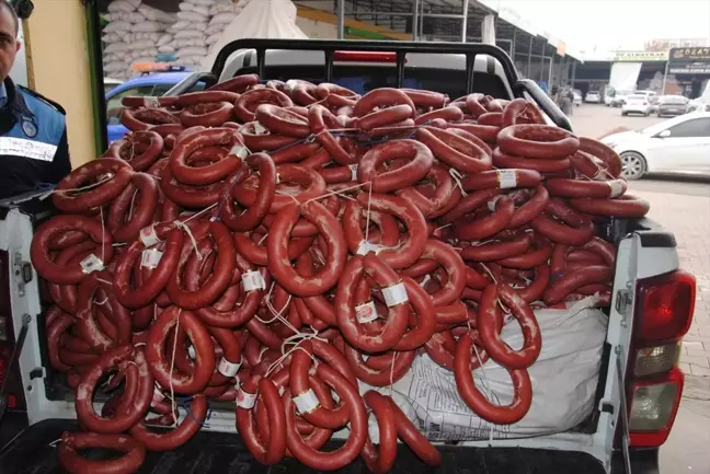 Şanlıurfa'da 1 Ton Sahte Sucuk Ele Geçirildi