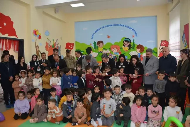 Şırnak'ta Şehit Bebek ve Çocuk Oyuncak Kütüphanesi Açıldı