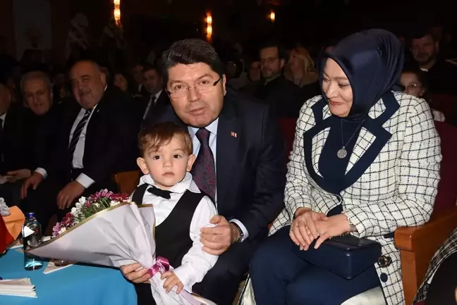 Bakan Tunç, AK Parti Bartın Kadın Kolları 7. Olağan Kongresi'nde konuştu Açıklaması