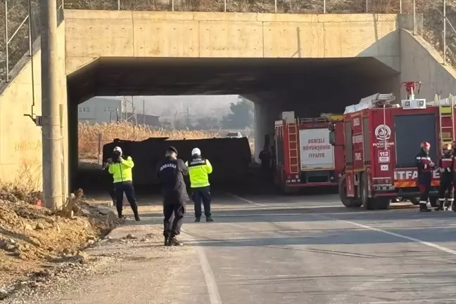 Pamukkale'de İşçi Servisi Devrildi: 4 Ölü, 6 Yaralı