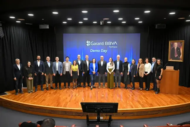 Garanti BBVA Partners Programı 8. Dönem Mezunlarını Verdi