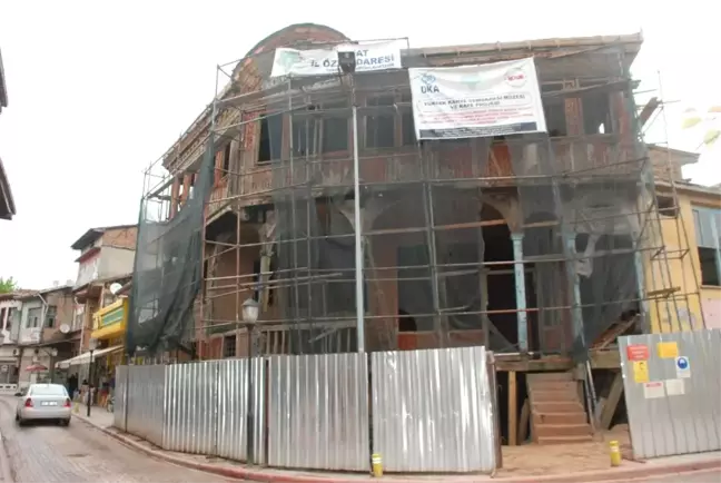 112 Yıllık Tarihi Kahvede Restorasyon