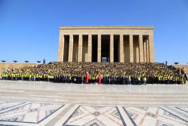 1907 Fenerbahçe Derneği yeniden Ata'nın huzurunda