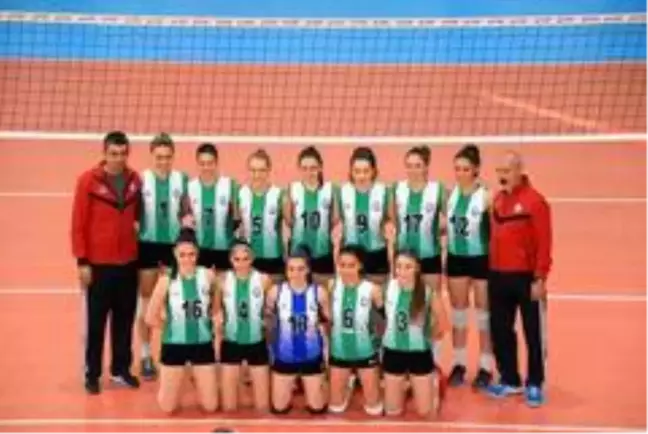 Salihli'nin Sultanları Gölcük'te kazandı: 3-1
