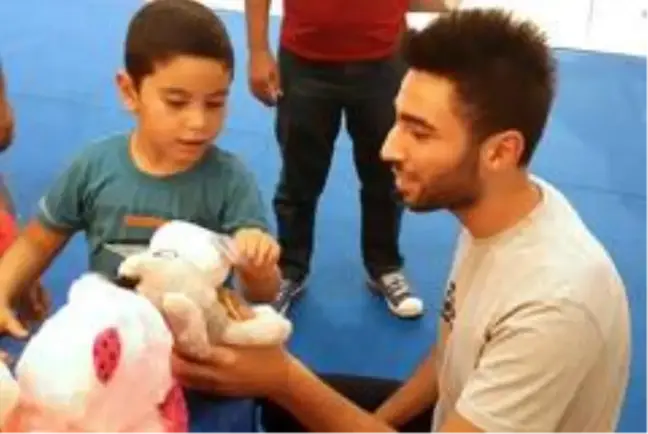 Özel çocuklara