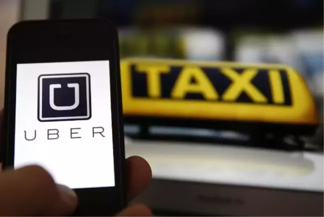Uber'e yeniden Türkiye'de: Yolcular ve taksiciler ne düşünüyor?