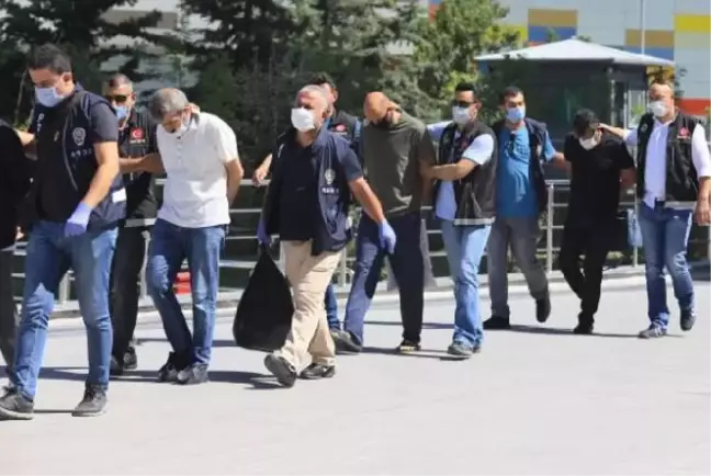 'Bataklık' soruşturmasında FETÖ izi