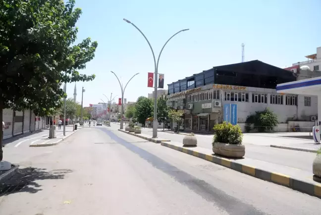 Cizre tarihinin en sıcak yaz günlerini yaşıyor