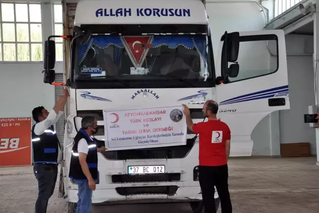 Afyonkarahisar'dan Kastamonu'ya yardım tırı gönderildi