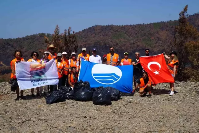 Marmaris'te Yanan Alanlarda Temizlik Yapıldı