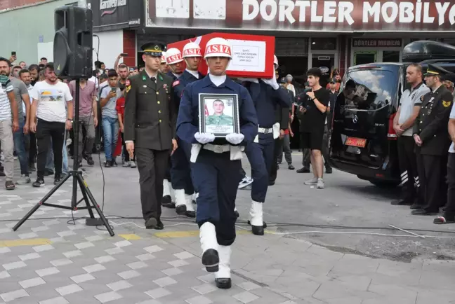 Son dakika gündem: Şehit Özdemir son yolculuğuna uğurlandı