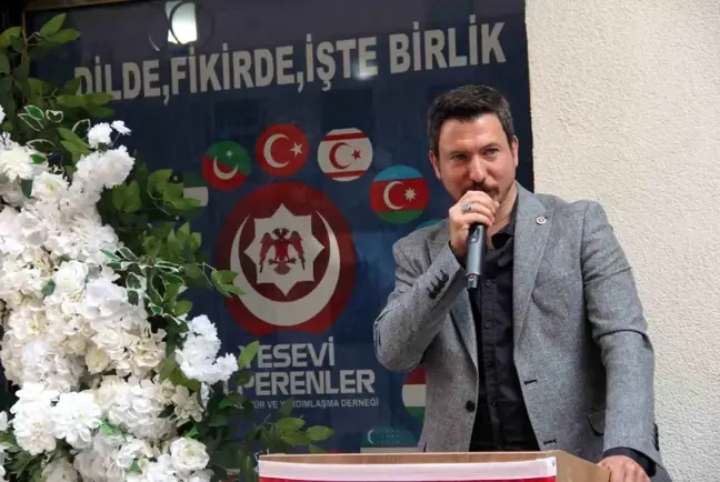 MHP Milletvekili LGBT'lileri Eleştirdi