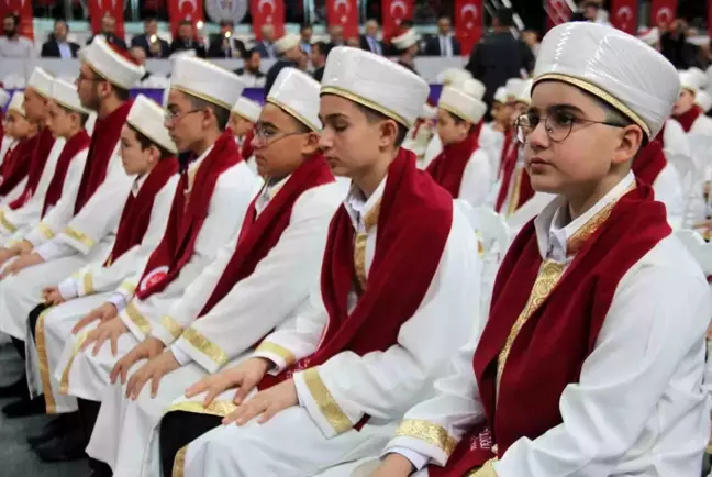 Kayseri İl Müftülüğü'nden 304 öğrenciye hafızlık icazet töreni
