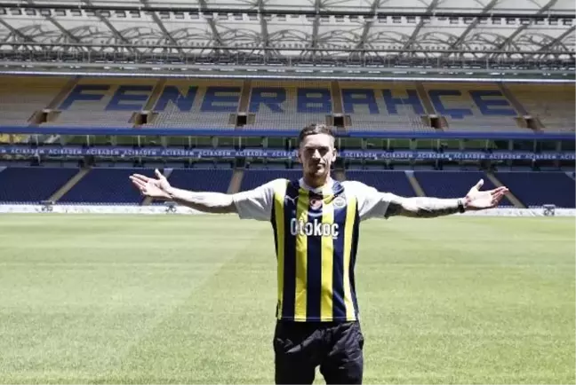 Fenerbahçe'nin kanat oyuncusu Ryan Kent, Lazio'ya kiralandı