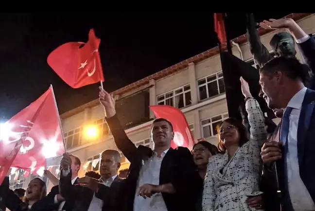 Burdur Belediye Başkanı Ali Orkun Ercengiz Seçimi Kazandı