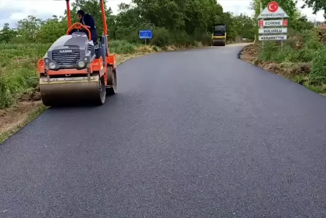 Edirne'de Köylerde Yol Yapım Çalışmaları Devam Ediyor