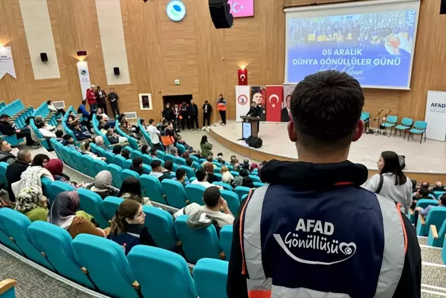 Kırşehir'de Dünya Gönüllüler Günü Kutlandı