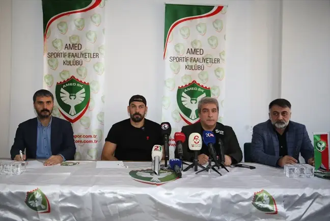 Amed Sportif Faaliyetler Başkanı Burç Baysal'dan Taraftar Mesajı