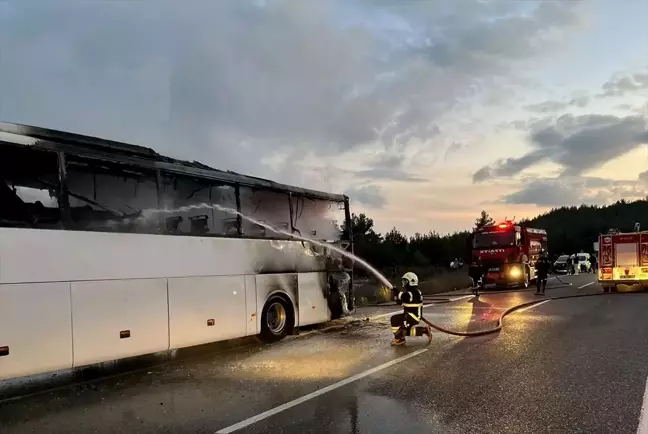 Muğla'da Otobüste Yangın: Yolcular Kurtarıldı