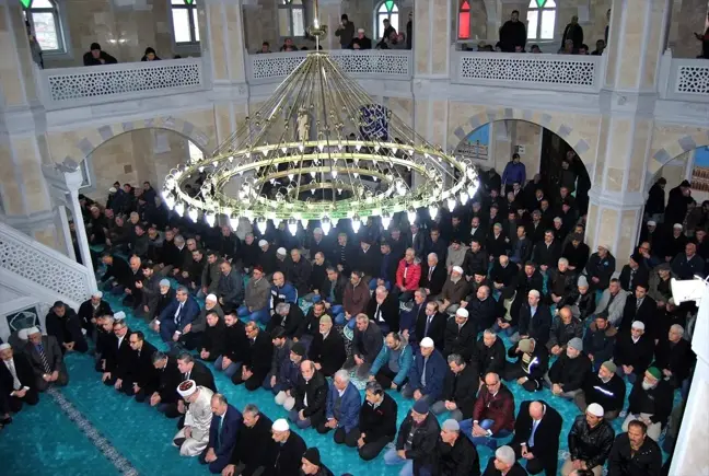Alaplı'da Çağlayan Camisi ibadete açıldı